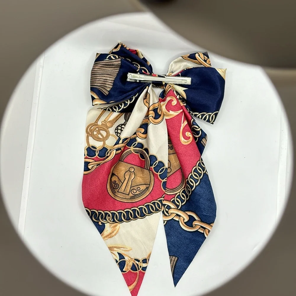 NWOT fashionable bow scarf! - Picture 2 of 3